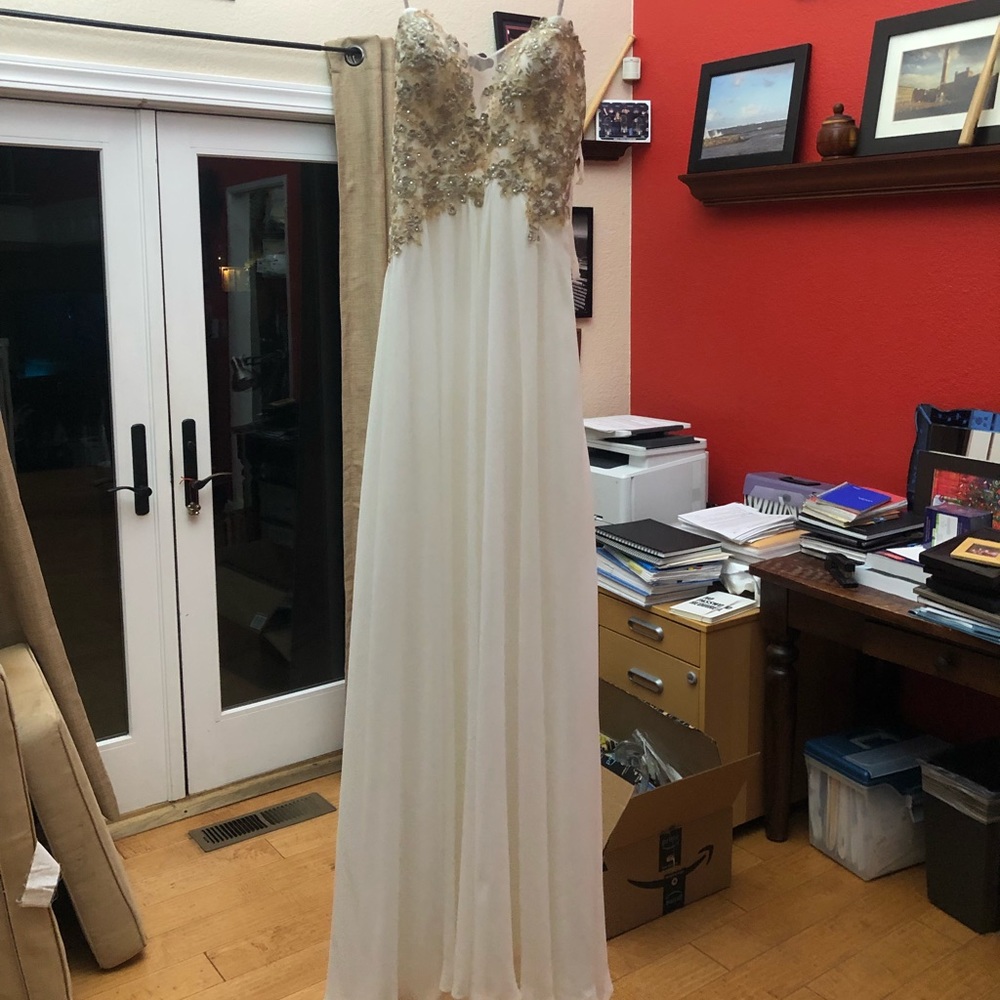 Wedding/prom dress